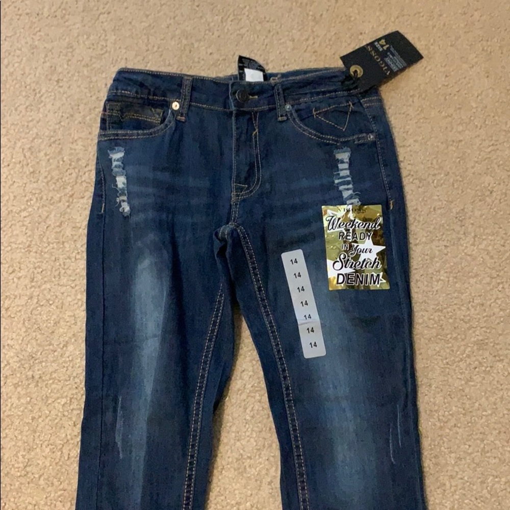 dark blue jeans